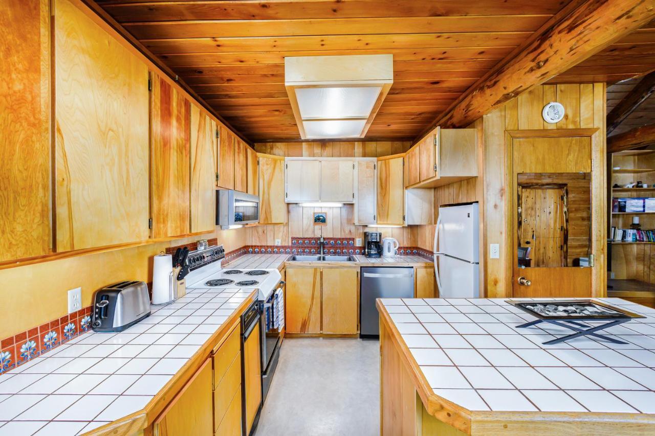 Alpine Meadows Log Cabin Girdwood Exterior photo